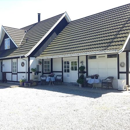 Piccobello Bed & Breakfast Valloby Koge Ngoại thất bức ảnh